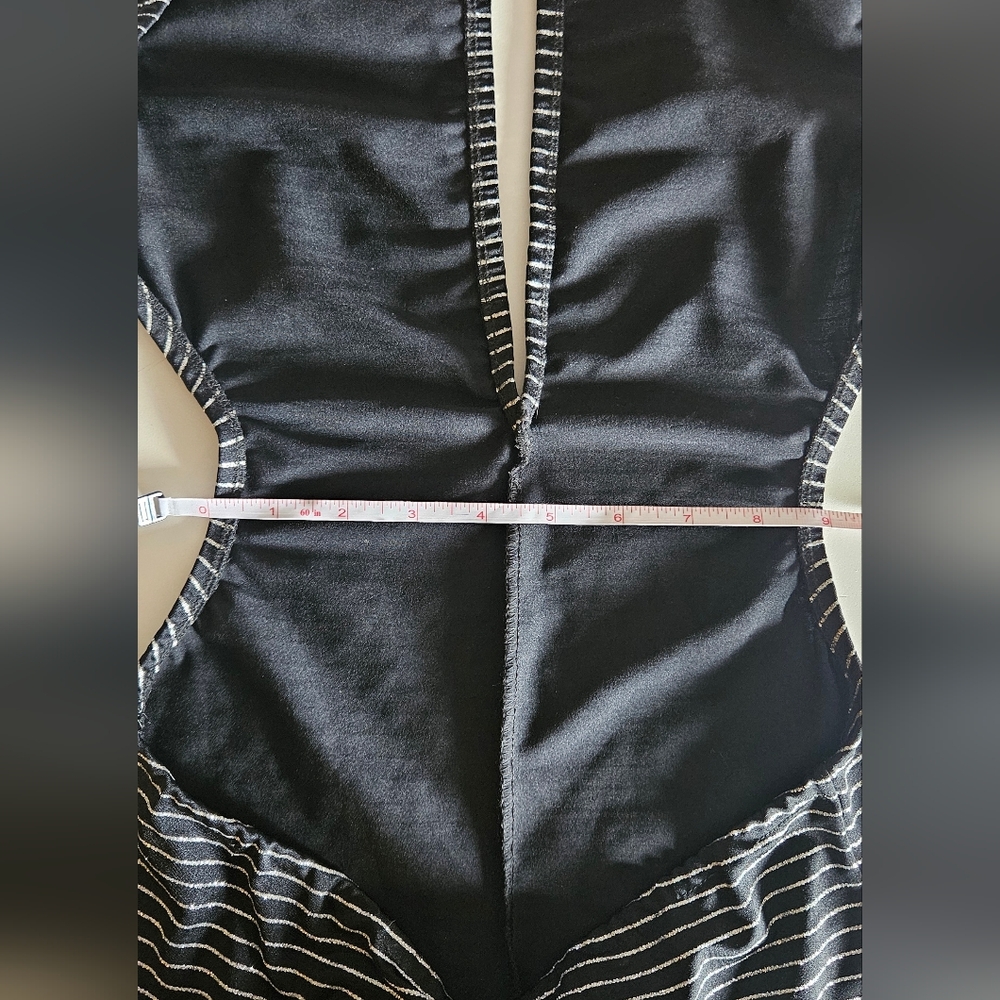 Body Language Romper - Picture 5 of 7